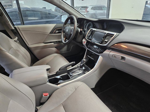 Used 2017 Honda Accord EX-L image 13