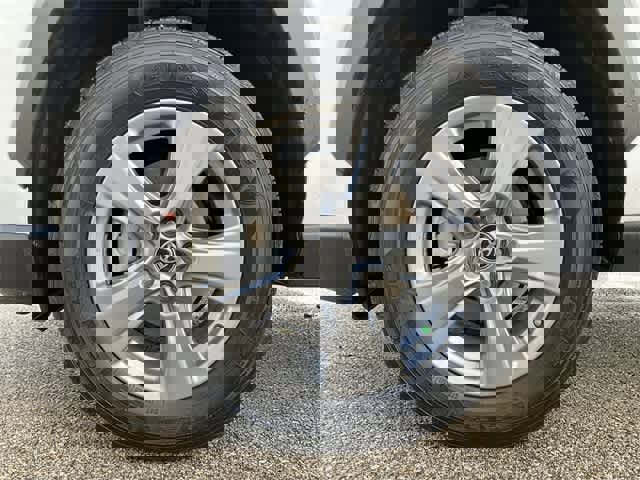 Used 2025 Toyota RAV4 XLE image 12