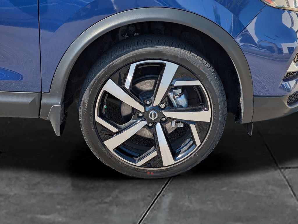 Used 2022 Nissan Rogue Sport SL AWD/4WD image 33