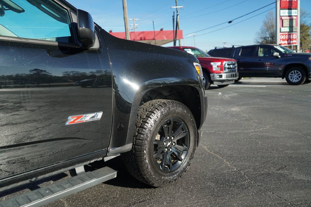 Used 2019 Chevrolet Colorado Z71 w/ Z71 Midnight Edition image 11