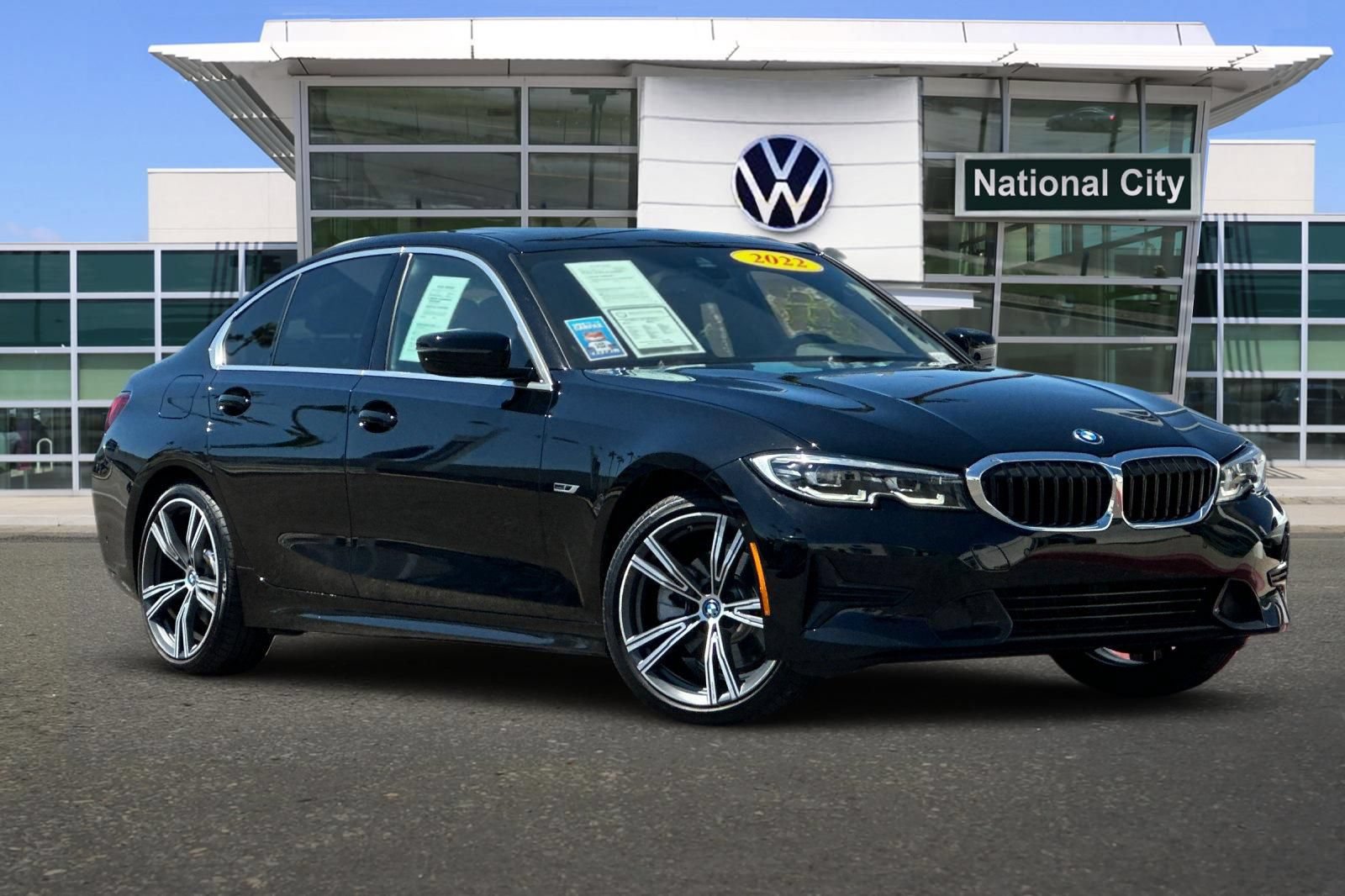 Used 2022 BMW 330e w/ Convenience Package RWD image 2
