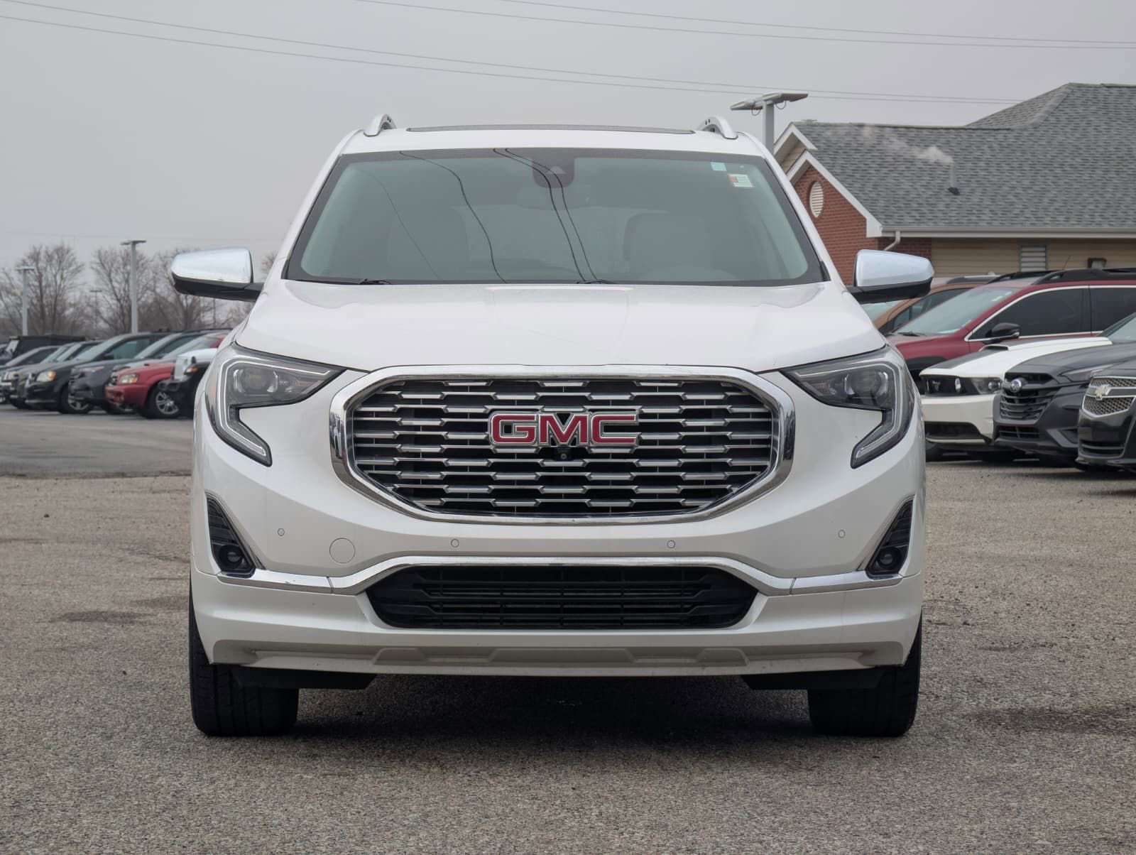 Used 2020 GMC Terrain Denali w/ Denali Premium Package AWD/4WD image 6