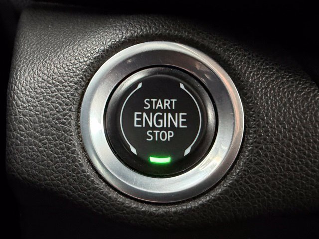 Used 2021 Buick Envision Essence w/ Technology Package I AWD/4WD image 25