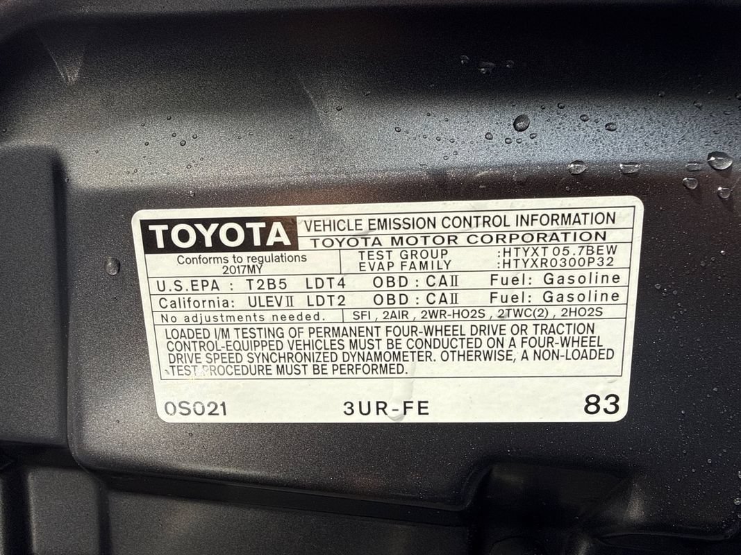 Used 2017 Toyota Tundra SR5 w/ TRD Off Road Package AWD/4WD image 28