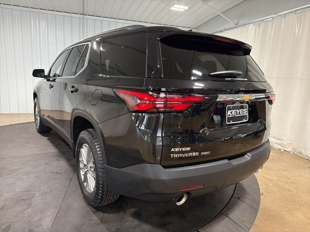 Used 2023 Chevrolet Traverse LT w/ LPO, Floor Liner Package image 6