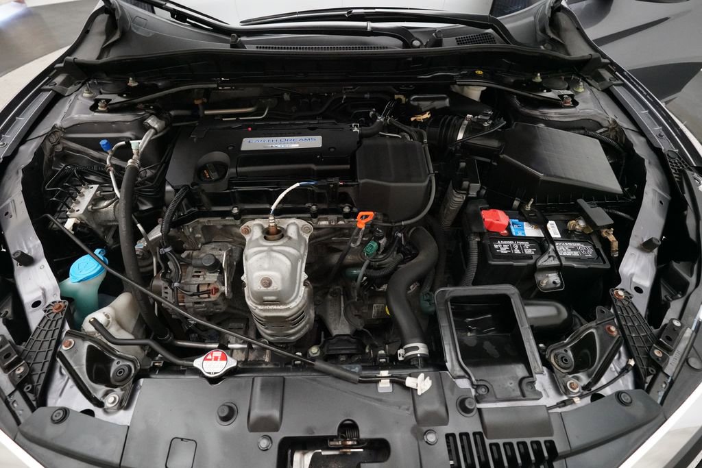 Used 2016 Honda Accord EX-L image 3