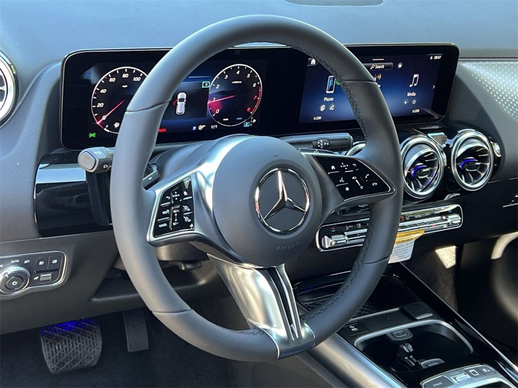 Certified 2025 Mercedes-Benz GLA 250 4MATIC image 14