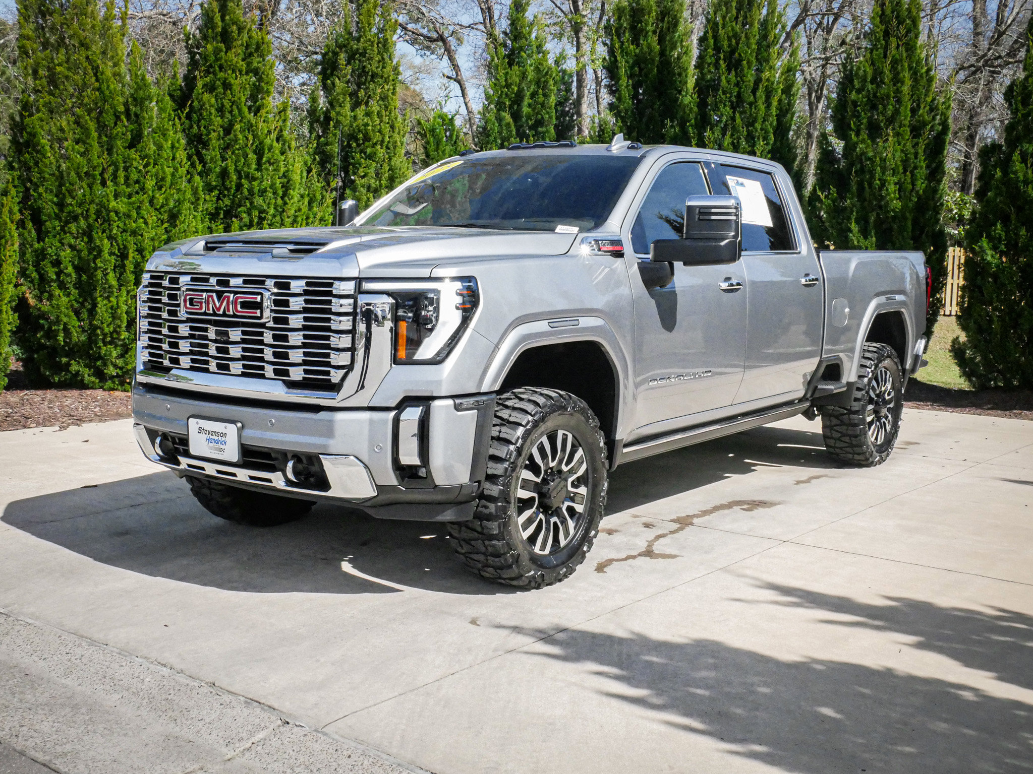 Used 2025 GMC Sierra 2500 Denali w/ Technology Package image 5