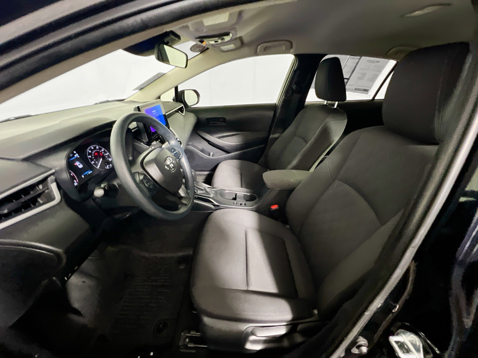 Used 2024 Toyota Corolla LE image 14