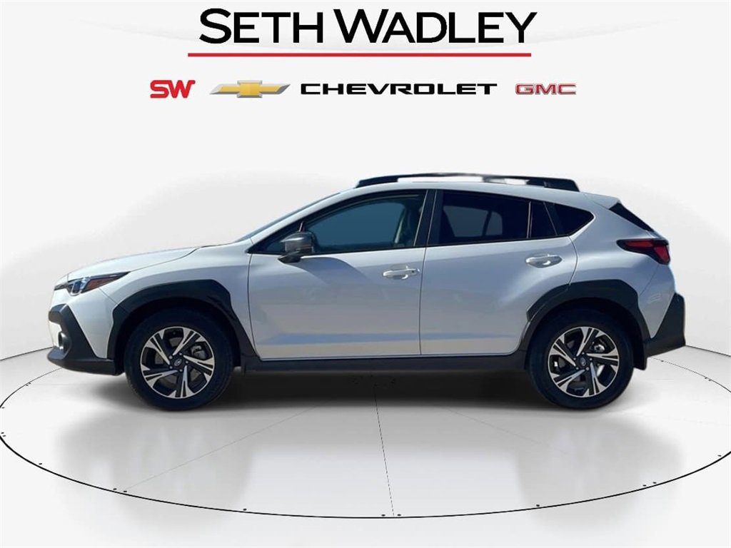 Used 2024 Subaru Crosstrek 2.0i Premium w/ Crosstrek Mirror Package image 4