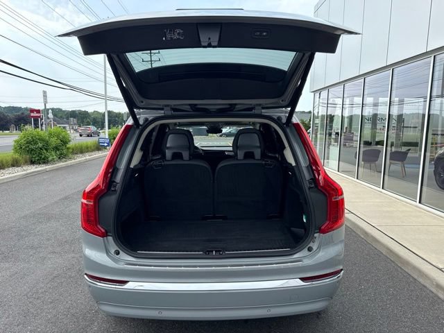 Certified 2025 Volvo XC90 B6 Plus w/ Protection Package Premier AWD/4WD image 11