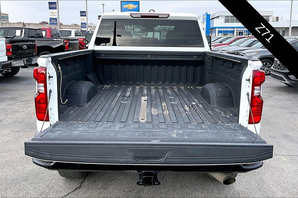 Used 2025 Chevrolet Silverado 2500 Custom w/ Custom Value Package image 7
