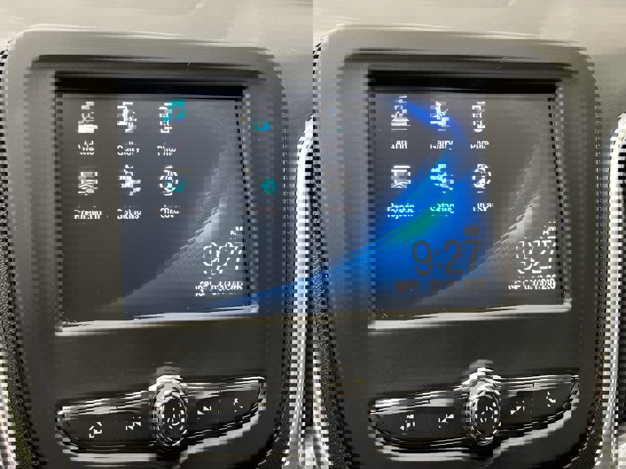 Used 2018 Chevrolet Equinox LT image 17