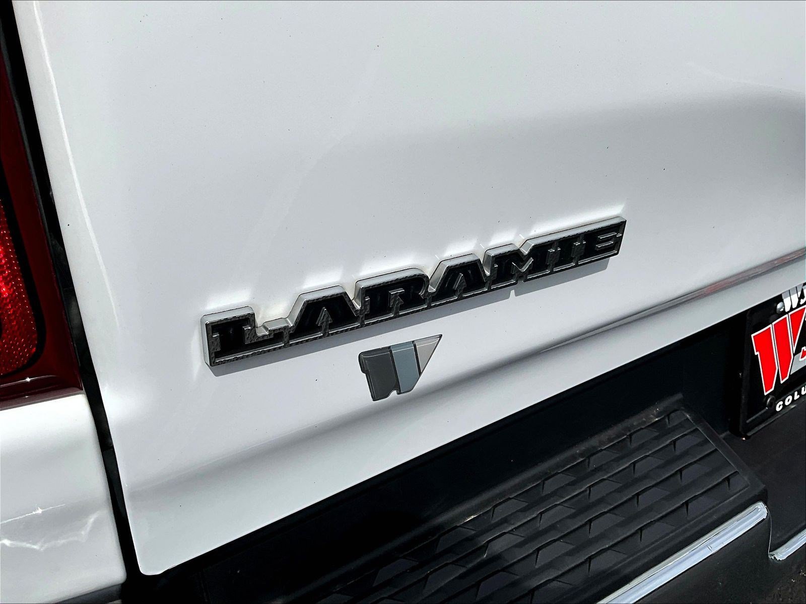 Used 2024 RAM 1500 Laramie AWD/4WD image 24