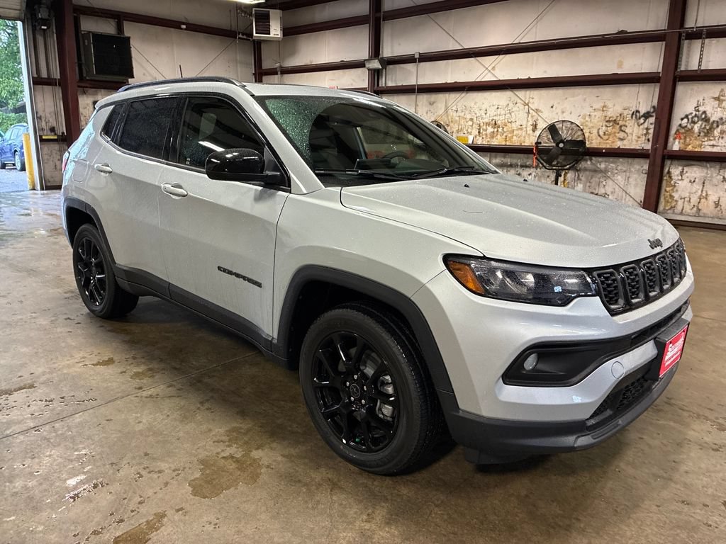 New 2025 Jeep Compass Latitude w/ Sun & Sound Group AWD/4WD image 8