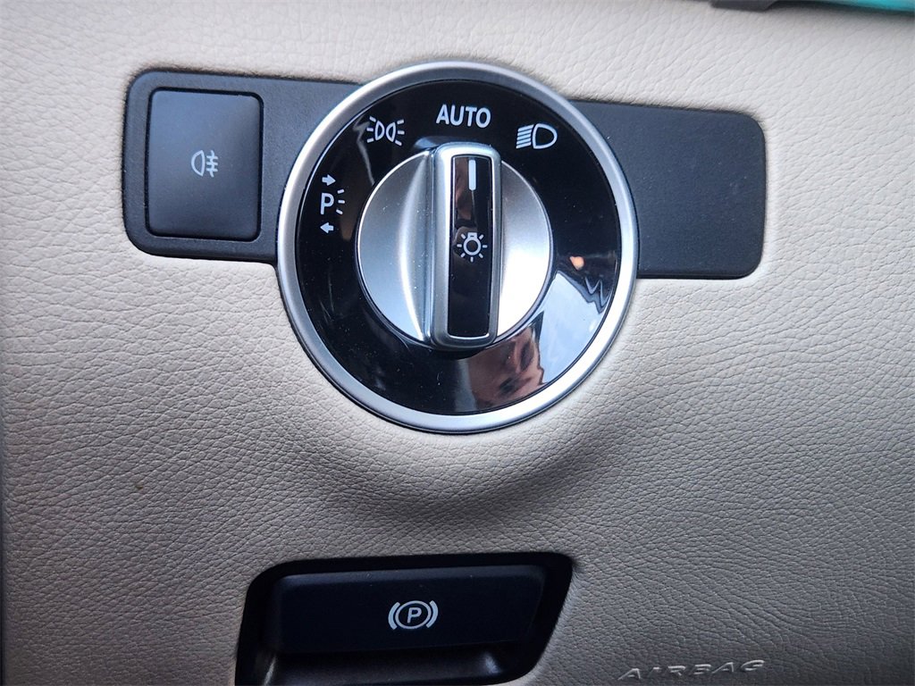 Used 2017 Mercedes-Benz GLS 450 4MATIC image 31