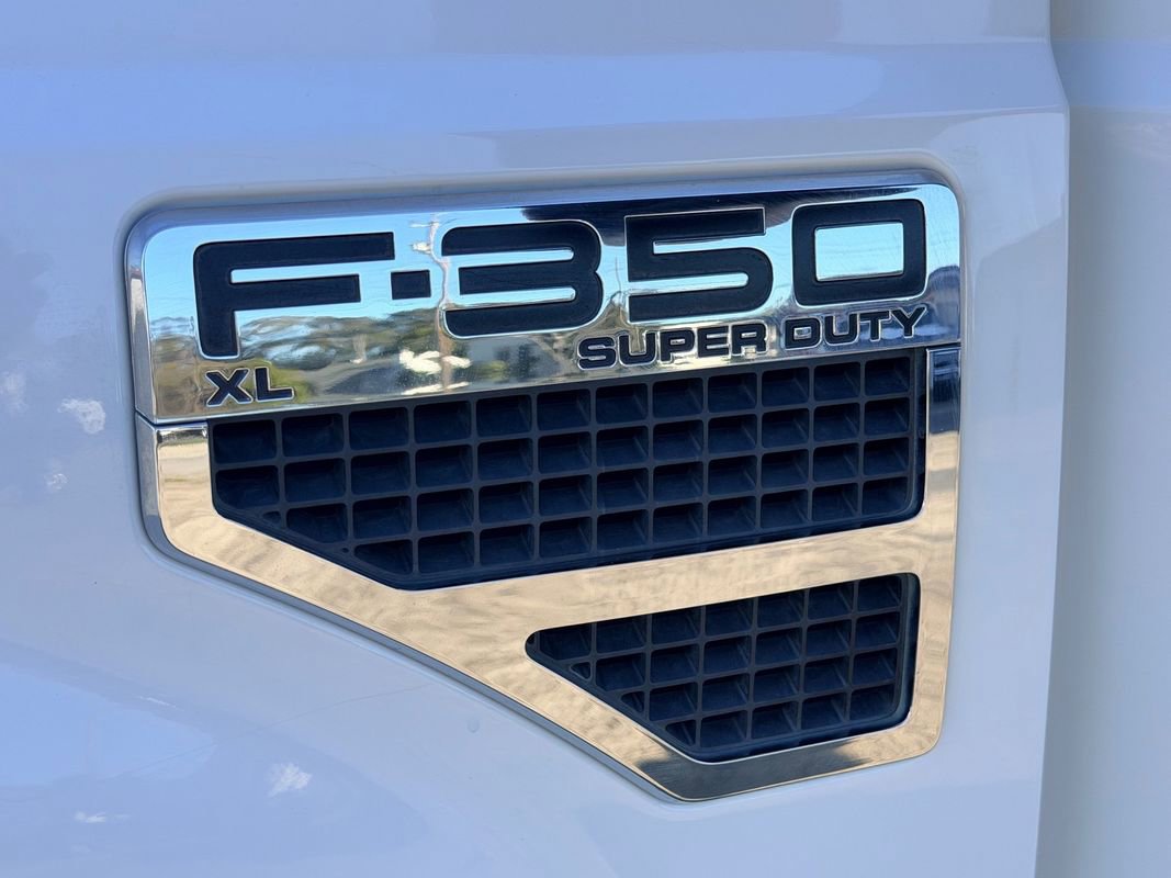Used 2008 Ford F350 XL image 11