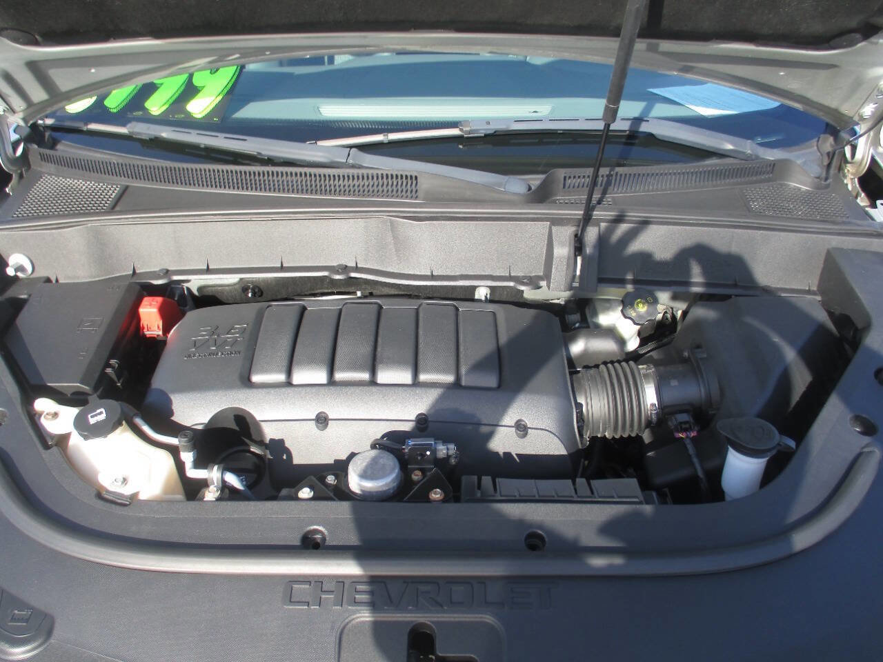 Used 2010 Chevrolet Traverse LT w/ Personal Connectivity Package FWD image 9