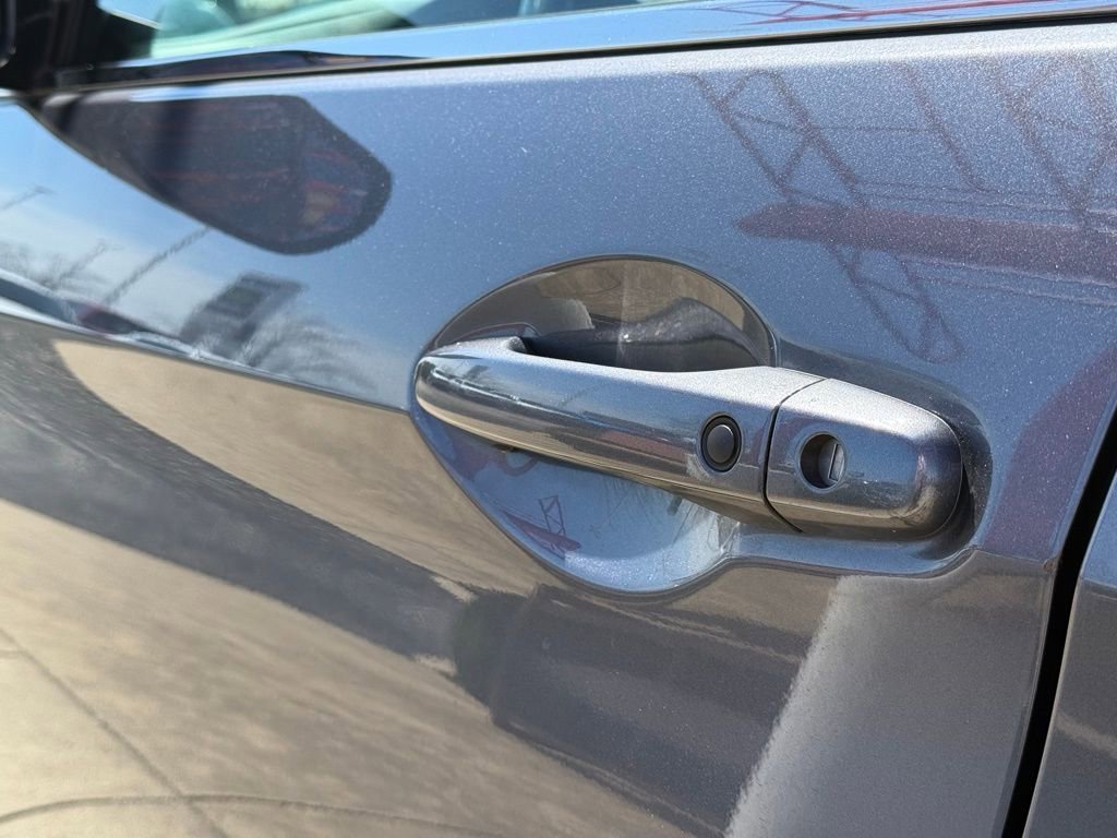 Used 2015 Honda CR-V EX-L image 12