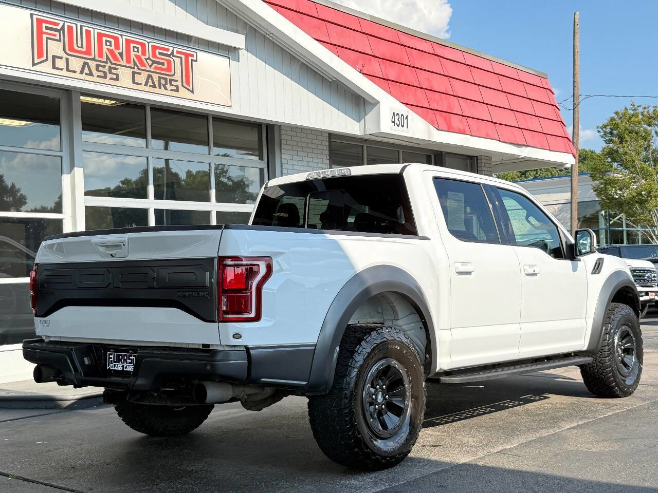 Used 2018 Ford F150 Raptor w/ Equipment Group 802A Luxury image 3