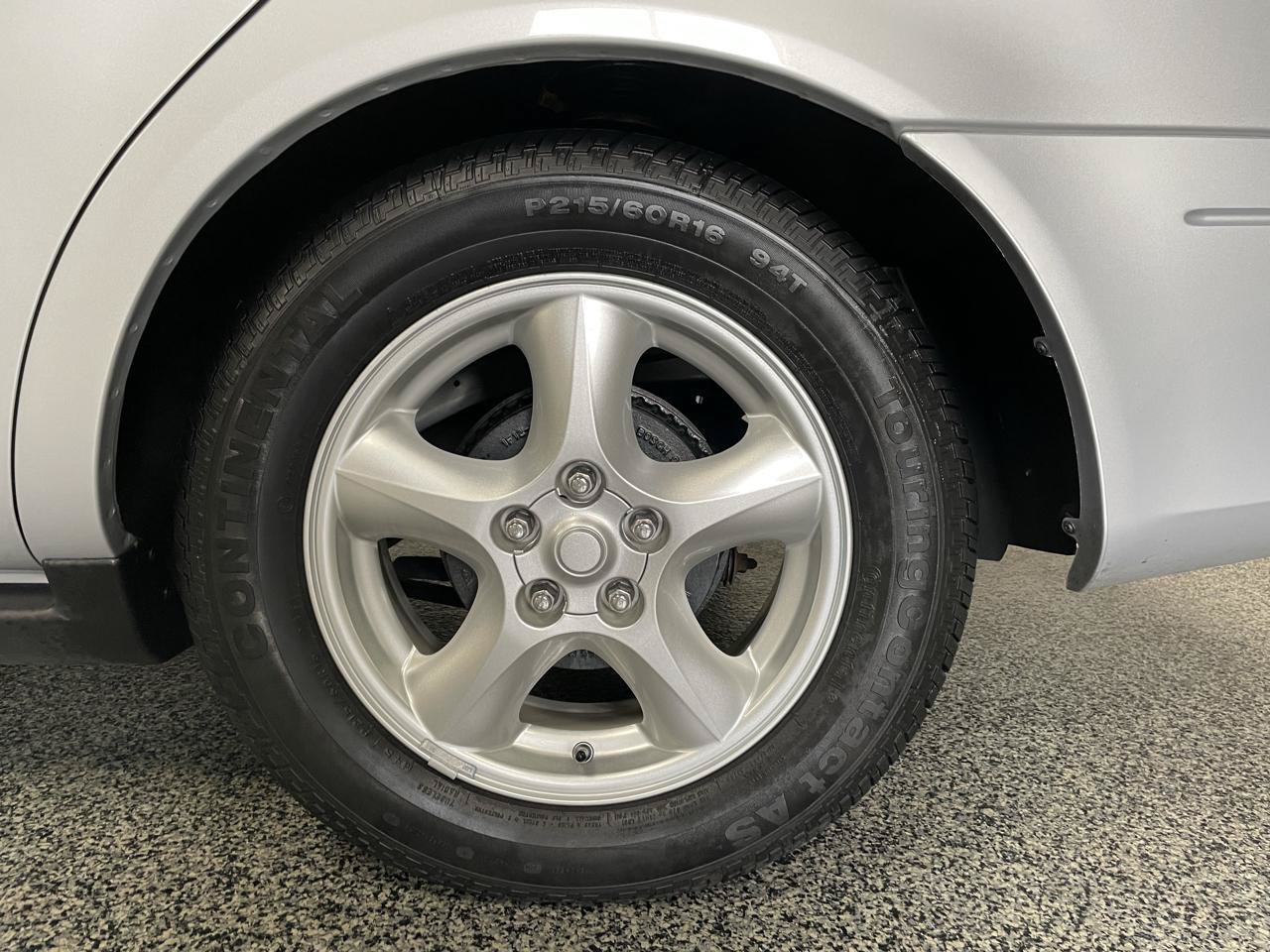Used 2002 Ford Taurus SE FWD image 26