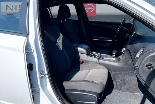 Used 2022 Dodge Charger SXT image 25