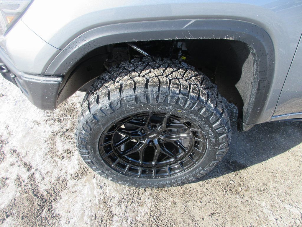 New 2026 GMC Sierra 1500 AT4X image 12