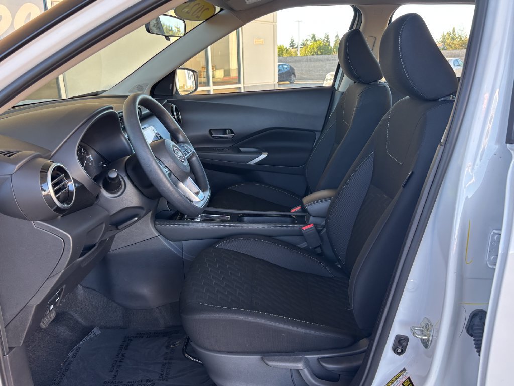 Used 2023 Nissan Kicks SV FWD image 22