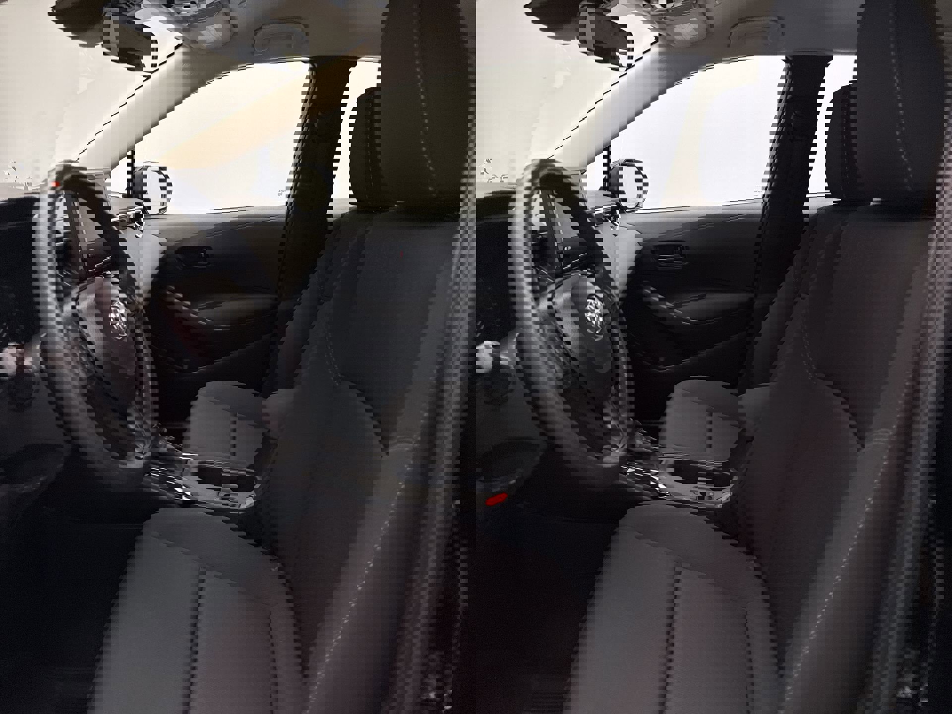 Used 2024 Toyota Corolla LE FWD image 9