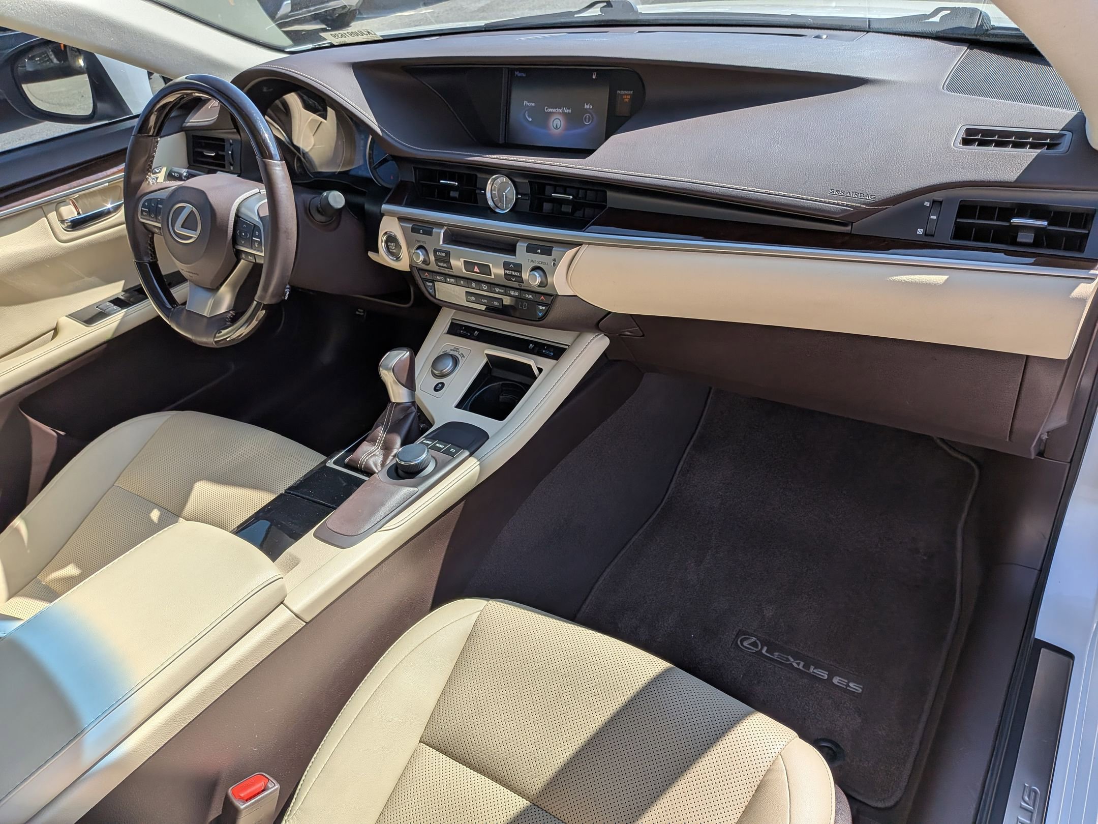 Used 2018 Lexus ES 350 w/ Premier Package image 37