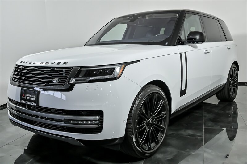 Used 2022 Land Rover Range Rover Long Wheelbase SE AWD/4WD image 5