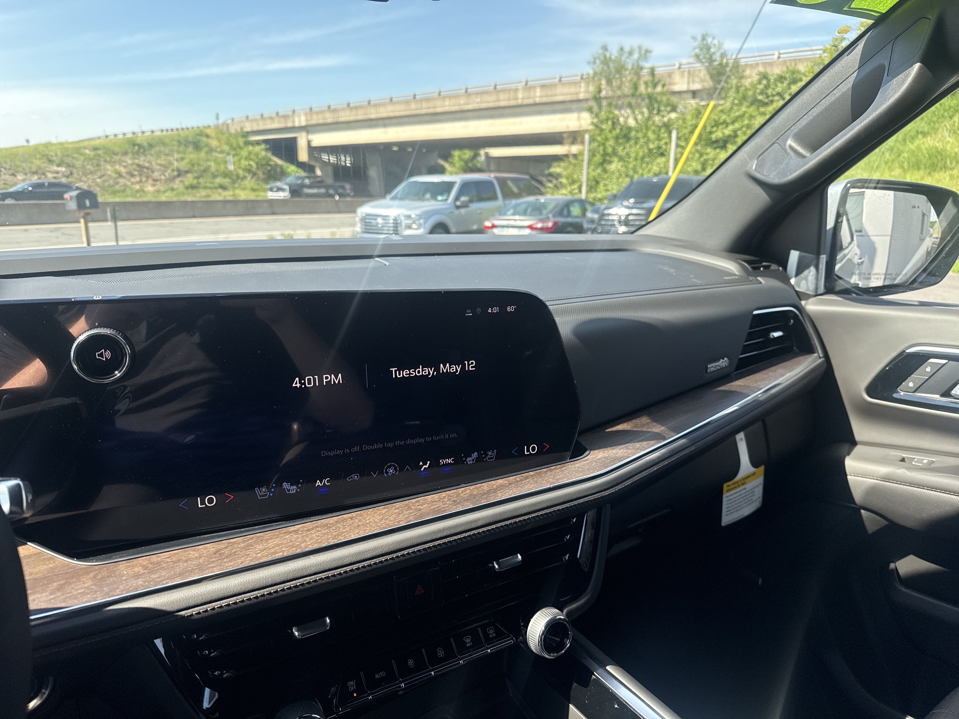 New 2026 Chevrolet Tahoe High Country AWD/4WD image 29