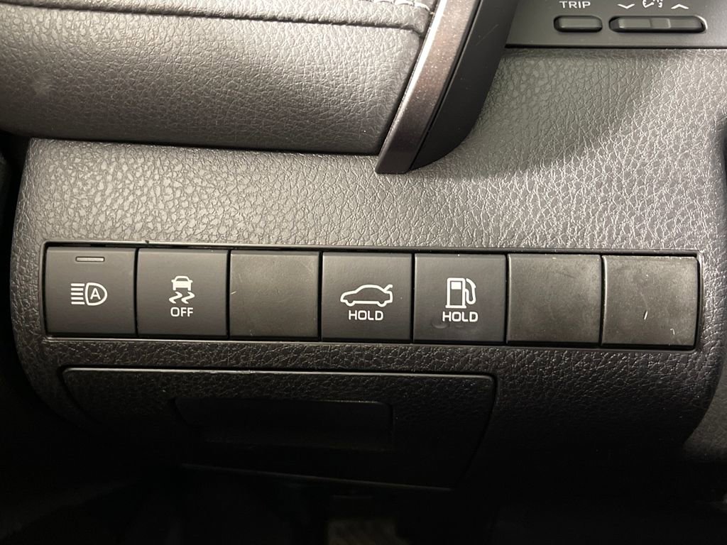 Certified 2023 Toyota Camry SE FWD image 28