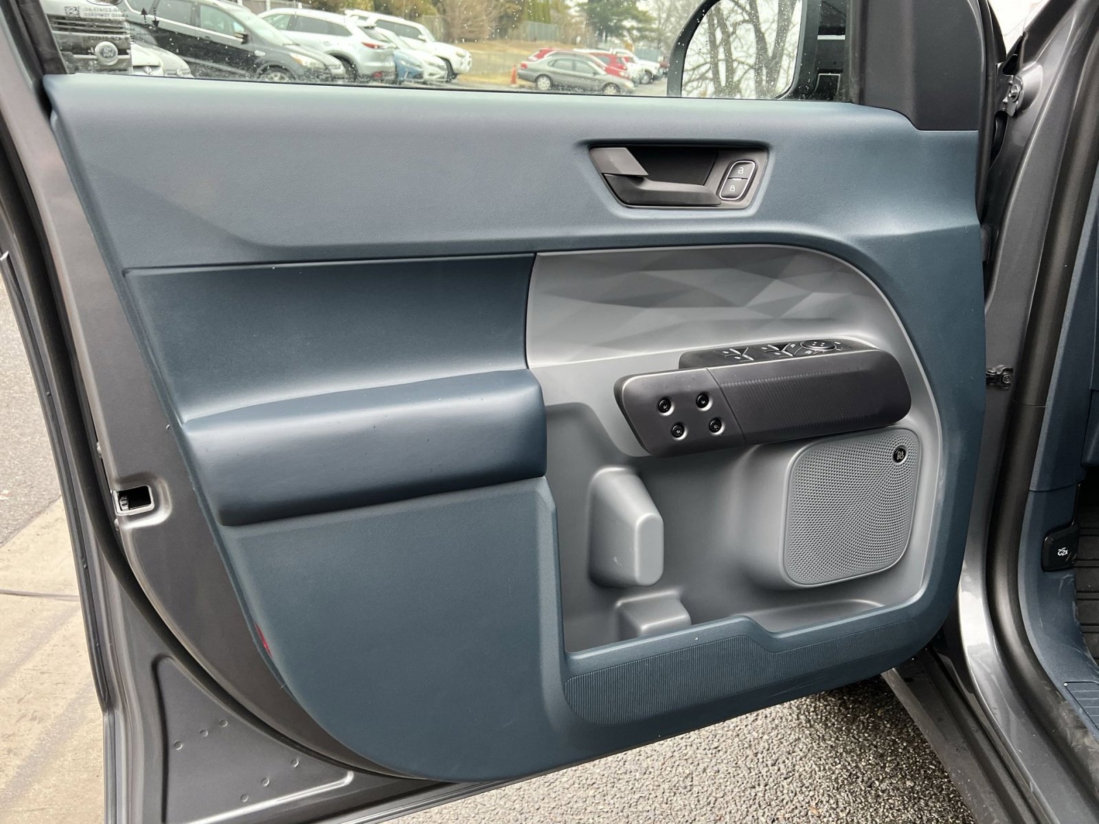 New 2026 Ford Maverick Lariat w/ Black Appearance Package image 14