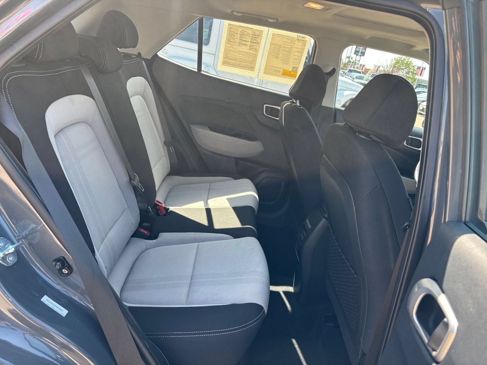 Used 2026 Hyundai Venue SEL FWD image 20