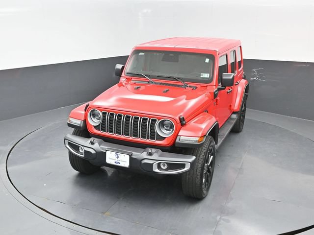 Used 2025 Jeep Wrangler Unlimited Sahara AWD/4WD image 18