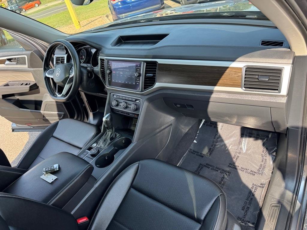Used 2021 Volkswagen Atlas SE w/ Panoramic Sunroof Package AWD/4WD image 28