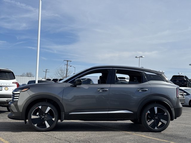 New 2025 Nissan Kicks SR image 38