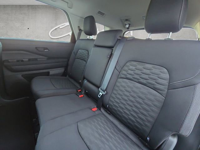 New 2026 Nissan Pathfinder SV image 22