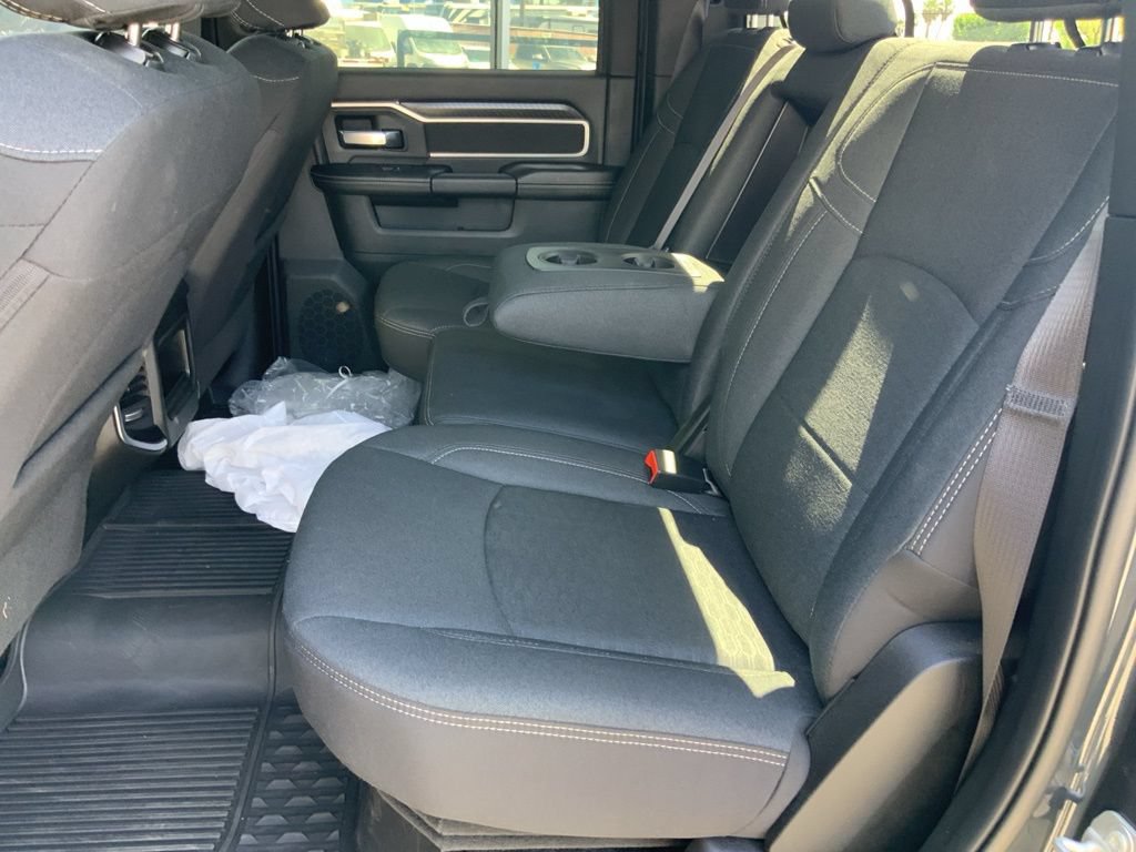 New 2025 RAM 2500 Big Horn AWD/4WD image 19