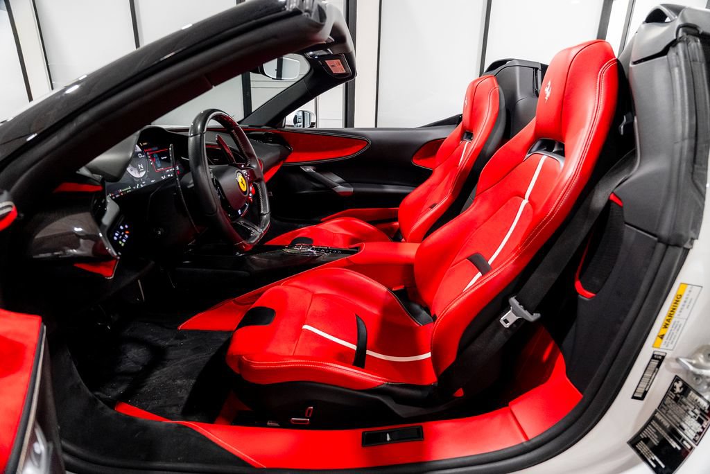 Used 2022 Ferrari SF90 Spider AWD/4WD image 36