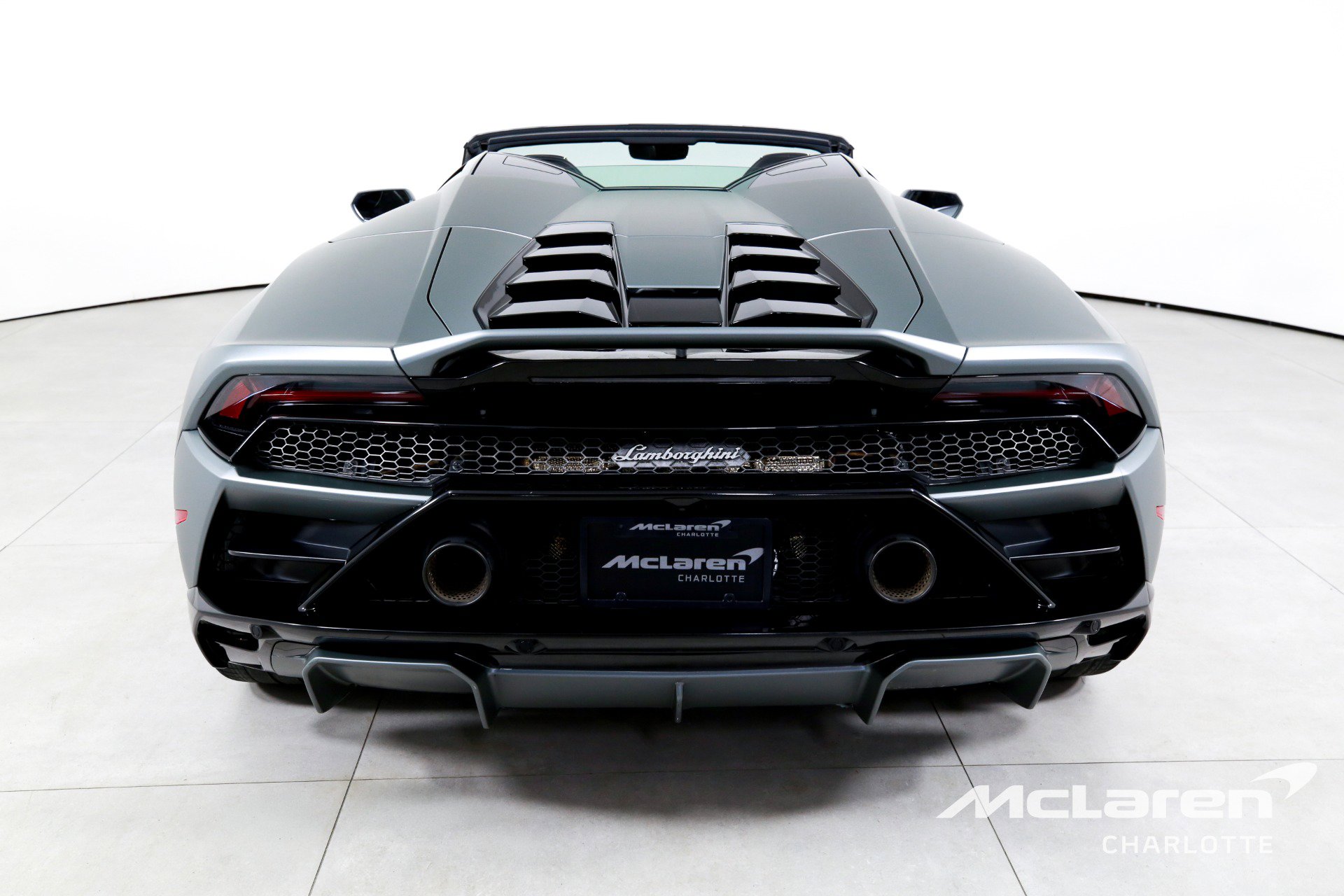 Used 2021 Lamborghini Huracan EVO image 8