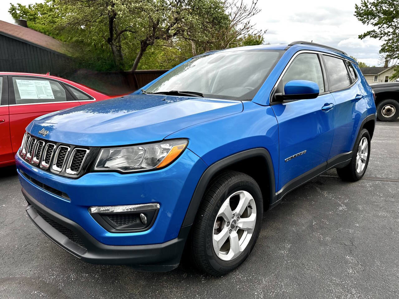 Used 2020 Jeep Compass Latitude w/ Popular Equipment Group AWD/4WD image 1