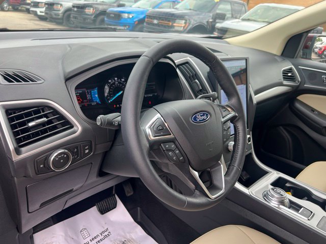 Certified 2023 Ford Edge SEL w/ Convenience Package AWD/4WD image 7