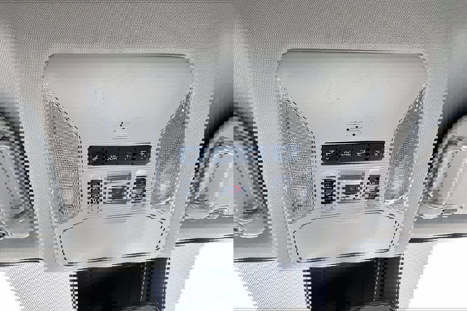 Used 2022 Toyota RAV4 Adventure w/ Convenience Package image 32