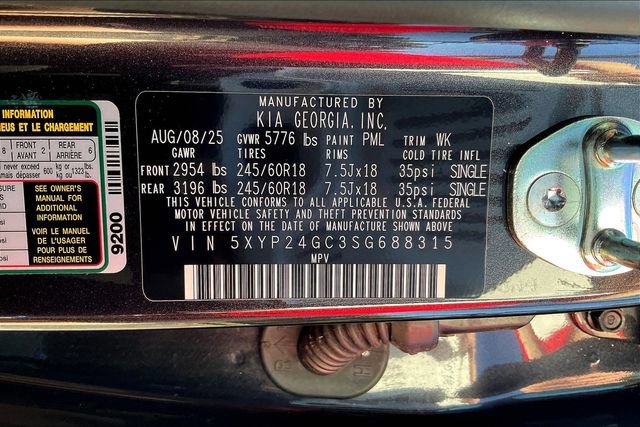 Used 2025 Kia Telluride LX FWD image 21