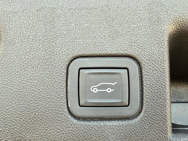 Used 2024 Chevrolet Equinox RS w/ RS Leather Package image 30