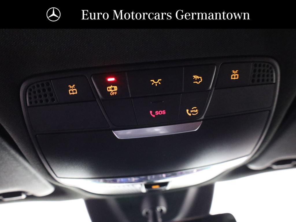 Used 2021 Mercedes-Benz GLC 300 4MATIC Coupe image 22