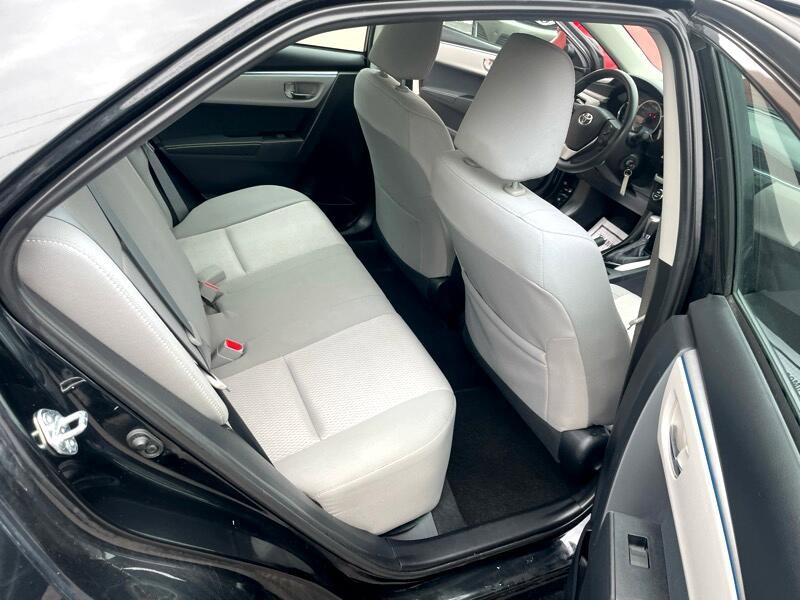 Used 2014 Toyota Corolla LE image 28