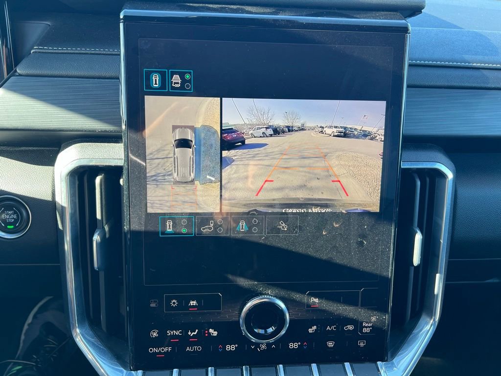 Used 2024 GMC Acadia Elevation image 37